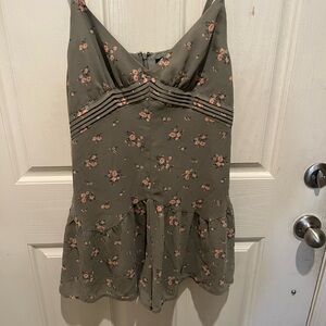 Floral Green Sleeveless‎ romper